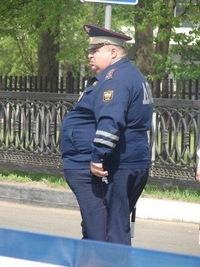 В Таджикистане уволили слишком толстых милиционеров